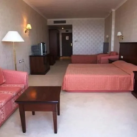 Готель Gladiola 4-star