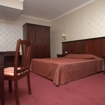 Gladiola 4-star Золоті Піски