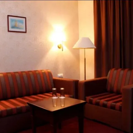 Готель Gladiola 4-star Золоті Піски