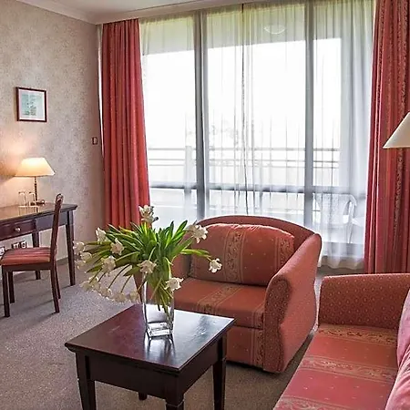 Gladiola 4-star 4* Goudstrand